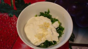 Сметанный соус к долме или другим блюдам