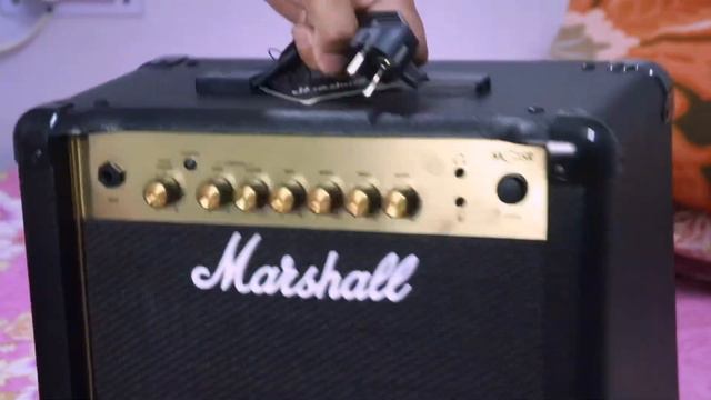 M A R S H A L L - MG15R || This is the BEST AMP || Unboxing & review. смотреть онлайн