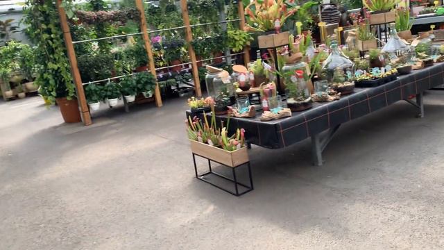 12 июля 2022 г.Цветочный магазин в Трептовере смотреть онлайн