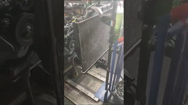 Контрактный Двигатель SUBARU FORESTER SJ5 FB20 (R725304) QM7557 4WD EGR смотреть онлайн