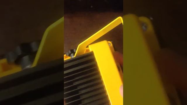 Светодиодный прожектор Foton FL-LED Light-PAD ACCU 20W 4200K аккумуляторный смотреть онлайн