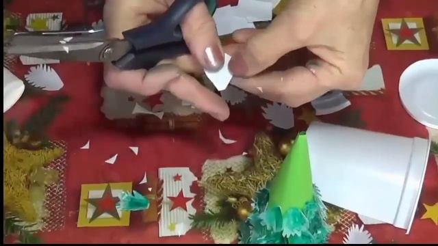 2 идеи елка из конфет и пластиковых стаканчиков crafts for the new year