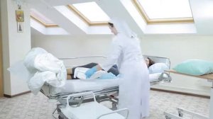 Краткий курс по уходу за лежачими пациентами Постановка судна