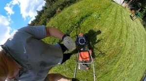 Чудо - Палка! Лайфхак для газонокосилки. Чтобы облегчить процесс кошения и сберечь пальцы:)