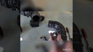 Ремонт воздушной гофры на mazda xedos 6 .