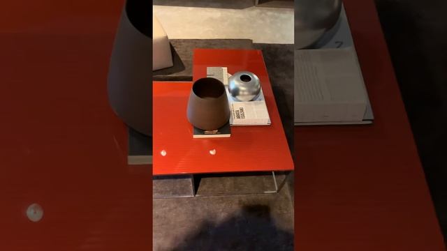 Акцентный кофейный столик с интегрированным пуфом. Coffee table. смотреть онлайн