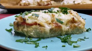 Ну очень вкусно и сочно. МЯСО в духовке, свинина на праздничный стол и не только.mp4