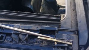BMW E38 Поломка люка.