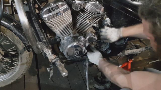 #HONDA STEED 400/600. Инструкция по замене цепи и звёзд смотреть онлайн