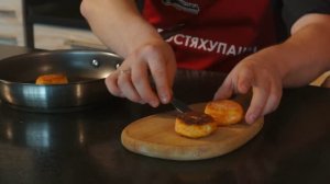 Хороший завтрак: творожники с морковью. Утро в городе