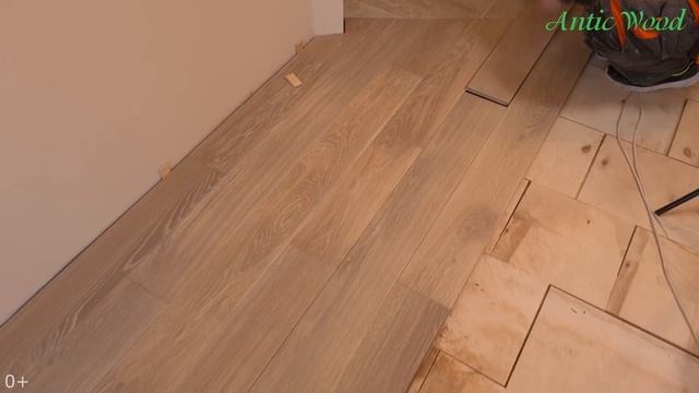 Монтаж массивной доски AnticWood на фанерное основание. Укладка массивной доски AnticWood. смотреть онлайн