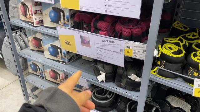 Сколько стоят СПОРТ ТОВАРЫ. Поход в Dechatlon. Бухарест. Румыния смотреть онлайн