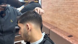 Passo a passo de como fazer fazer conexão e pente corrido no topo com finalização degradê low fade