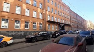 Прогулки по Москве. Бывшая фабрика "Красная Роза". 2 коня в пальто?