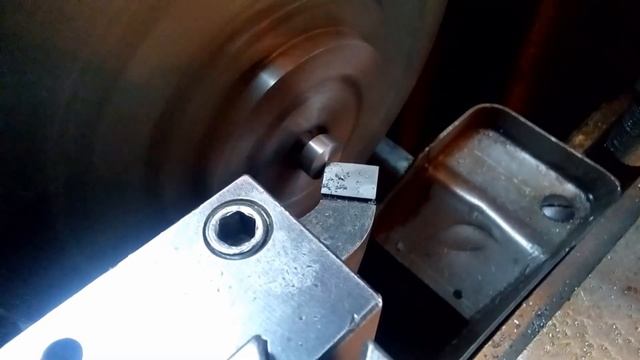 Болт из ржавого прутка - изготовление смотреть онлайн