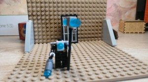 строю камера  мена титана из Лего.