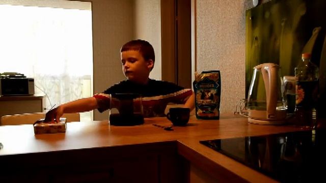 Как готовить чай со сгущенкой смотреть онлайн