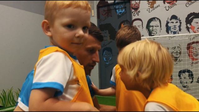 День Защиты Детей в футбольном клубе для малышей "Olé-Olé" (г. Херсон) смотреть онлайн