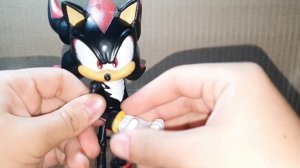 обзор фигурки : shadow the hedgehog (super posers)