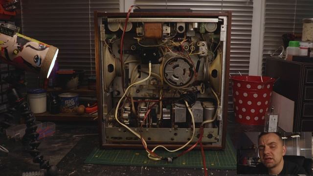 Ретро лампа или как сделать торшер из бобинного магнитофона смотреть онлайн