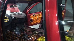 Шумоизоляция ВАЗ. С автомобилем LADA Largus проделана полноценная работа по изоляции салона от шума