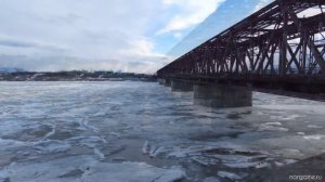 Ледоход на реке Норилка.