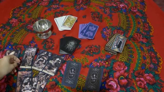 Совет Таро: что делать в сложившейся ситуации? смотреть онлайн