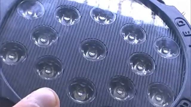 Автомобильный светодиодный прожектор 51W смотреть онлайн