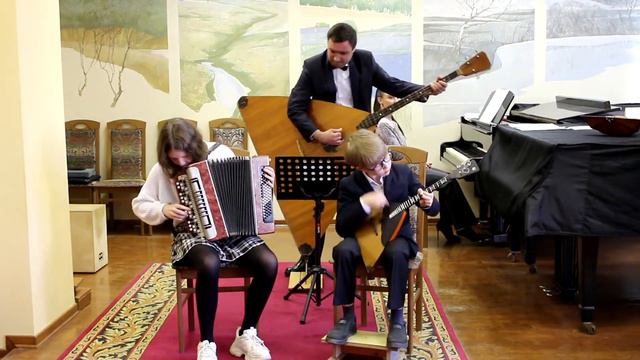 Ансамбль "Гуси-лебеди" - А. Шалов - И. Тихонов "Сельская кадриль" смотреть онлайн