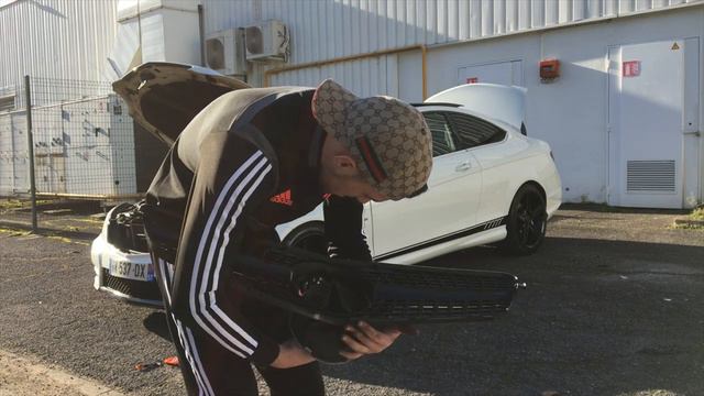 Install Calandre Diamand Mercedes Classe C W204 ( AliExpress ) смотреть онлайн