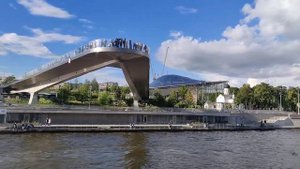 Парк Зарядье. Парящий Мост. Экскурсия по Москва-реке.