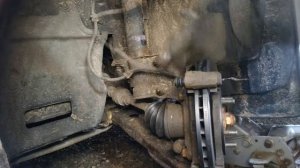 Замена переднего тормоза Mitsibishi Outlander I