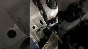 Замена свечей и воздушного фильтра на Шкоде Йети 1,6 бензин