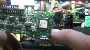 Ремонт ИБП Ippon Smart Winner 1500. Неправильно определяется заряд батареи.