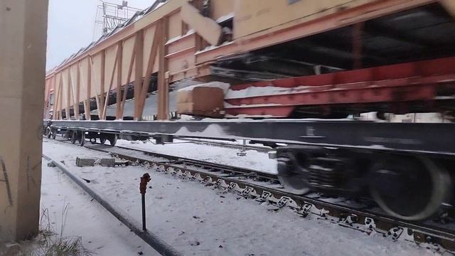 ДМ62 1865 С снегоочистительным поездом на станции Новгород Лужский. смотреть онлайн