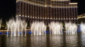 Bellagio шоу фонтанов