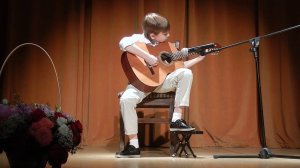 Маленький испанец (В.Калинин) Гитара. Михаил Васильев.