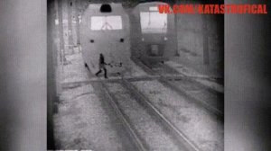 Попала под поезд