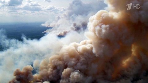 Нью-Йорк задыхается от смога, вызванного масштабными лесными пожарами в Канаде