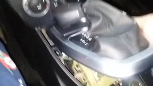 Land Rover LR2/Freelander 2 Shifter Removal, Spring Replacement, Indicator Light Alignment, Part1