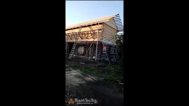 Установка на старый дом второго этажа размером 6 на 12 метров под крышу, г. Гатчина. смотреть онлайн