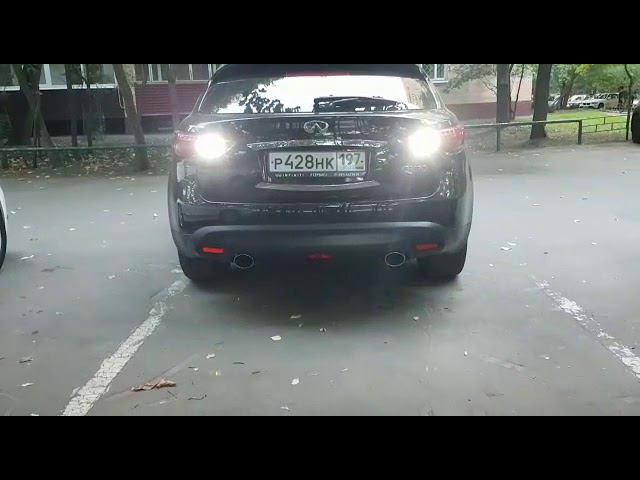 Мощные светодиодные лампы в Infiniti QX70 в штаное место
