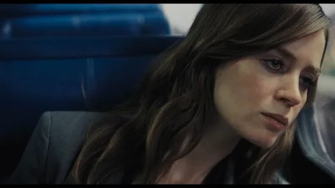 Девушка в поезде - Русский трейлер (HD) смотреть онлайн