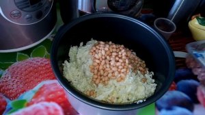 Нежная запеканка из пекинской капусты и фарша в мультиварке