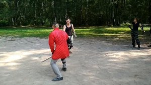 Последняя дуэль из круга. Фехтование на саблях. Обучение фехтованию.