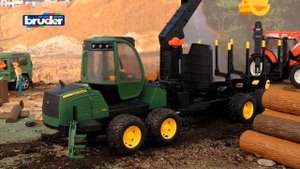 BRUDER 02-133 Трактор JOHN DEERE 1210E от магазина ДЕТКИ