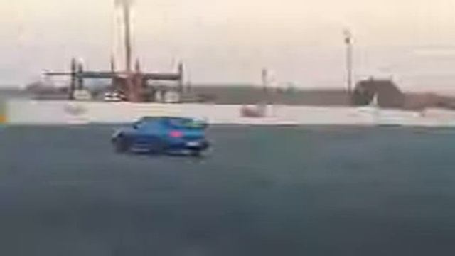 Subaru WRX vs 500+HP Turbo Bakkie Heeltyd-Speeltyd смотреть онлайн