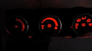 "динамическая" подсветка крутилок климат-контроля LANCER X