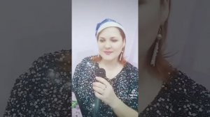 С Новым годом! Песня "Снежинка" (Когда приходит год молодой)