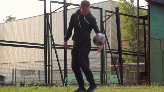 ЧЕКАНКА НА ПЯТКАХ // ОБУЧЕНИЕ /// Как правильно набивать? смотреть онлайн